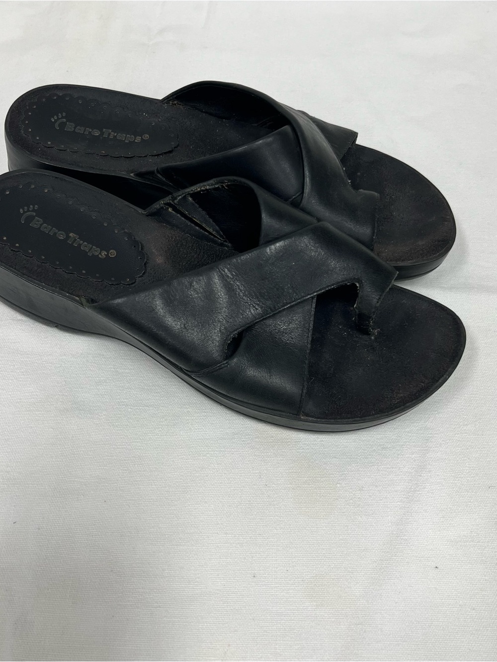 Comfort Slides for Women - Bear Trap Osage Black Leather Slip-On Sandals - Picture 2 of 4